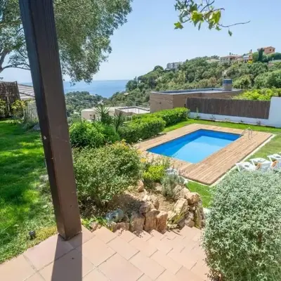 Lesal Villas Rentals