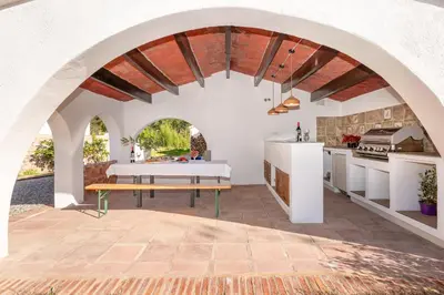 Una cocina o zona de cocina en El Huerto - Großzügiges Appartment in Katalanischer Masia