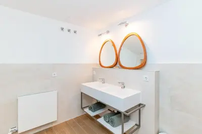 Un baño de El Huerto - Großzügiges Appartment in Katalanischer Masia