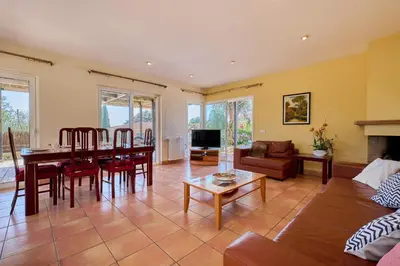 Una televisión o centro de entretenimiento en Villa Franci - Blanes