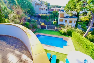 Piscina en o cerca de V&V LLORET- Villa Aurora