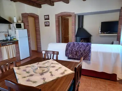 Una cocina o zona de cocina en CAN PLANAS Rural