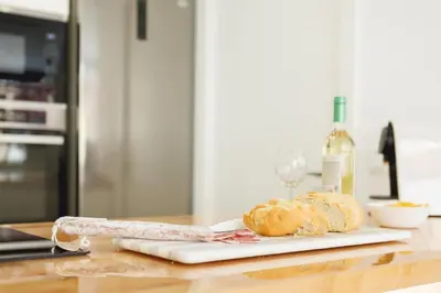 Comida en o cerca de este apartamento