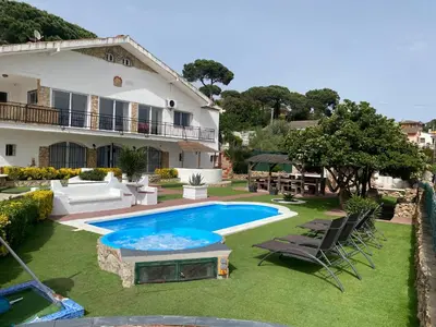 Piscina en o cerca de Villa con piscina privada Costa brava