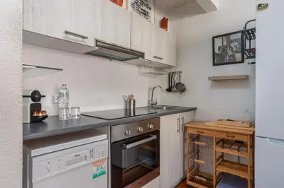 Una cocina o zona de cocina en Flateli Sa Tuna Apt 2