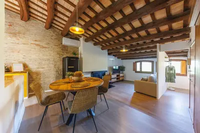 Zona de estar de Bravissimo Calderes El Bou, with river view