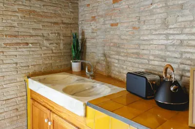 Plano de Bravissimo Calderes El Bou, with river view