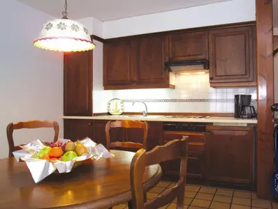 Una cocina o zona de cocina en Apartment Hapimag-3 by Interhome