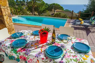 Piscina en o cerca de Villa Sea Breeze Vista Mar Piscina Privada Aire Acondicionado
