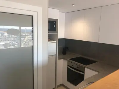 Una cocina o zona de cocina en Apartaments la Catifa now with ELEVATOR!!!