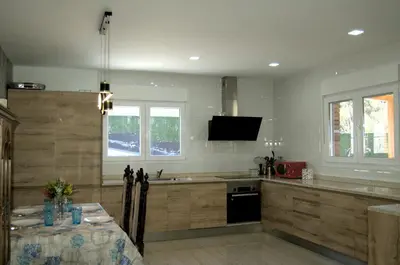 Una cocina o zona de cocina en Villa Paraíso, exclusiva, todas las comodidades
