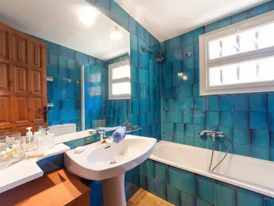 Un baño de Apartment Bella Vista by Interhome