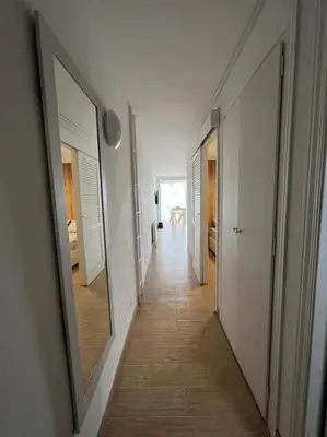Plano de Apartamento a 10 min de la Playa - Parking Privado