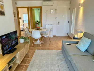 Zona de estar de Apartament reformat, Wi Fi, parking, piscina, AC