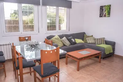 Zona de estar de COSTA BRAVA SUITES CASA LA BAHIA, piscina privada