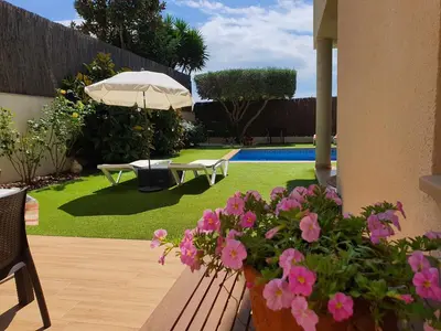 Piscina en o cerca de COSTA BRAVA SUITES CASA LA BAHIA, piscina privada