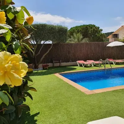 COSTA BRAVA SUITES CASA LA BAHIA