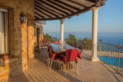 Paisaje cerca de esta villa