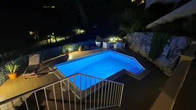 Piscina en o cerca de Casita del'Esquirol