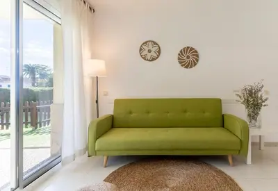 Zona de estar de Apartamento Laura Mar con piscina en La Fosca