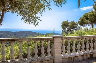 Paisaje cerca de esta villa