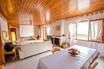 Cama o camas de una habitación en Swiss style villa near Barcelona 10min to beach