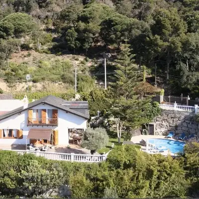 Swiss style villa near Barcelona 10min to beach
