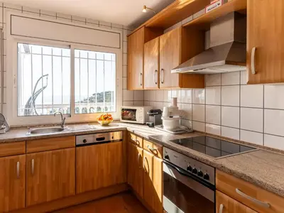 Una cocina o zona de cocina en UHE by Danlux Invest