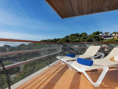 Un balcón o terraza de Apartment isabelle by Interhome