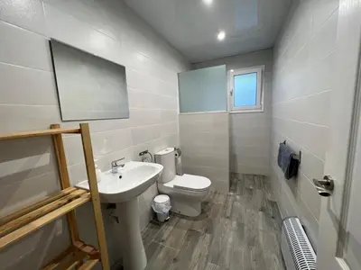 Un baño de VILLA MasÍa CAL TONI