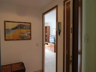 Plano de Estudio un solo ambiente céntrico muy cerca de la playa con piscina y terraza