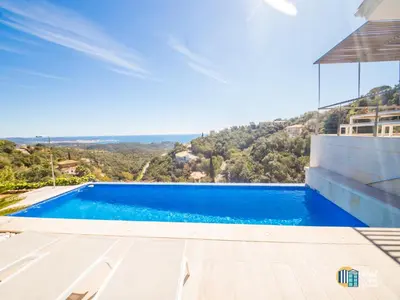 Piscina en o cerca de Villa Azalia en Mas Nou Platja d'Aro