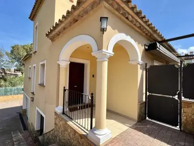 Edificio en el que se encuentra la villa