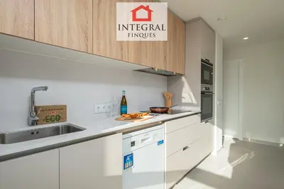 Una cocina o zona de cocina en Port Nou Apartament Palamós