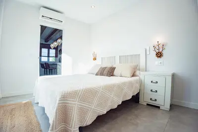 Cama o camas de una habitación en La Mediterranea
