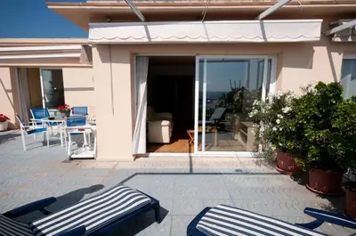Un balcón o terraza de Apartamentos Siglo XXI - Marabu