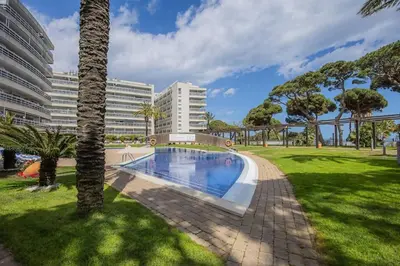 Piscina en o cerca de Sabanell Park - JC