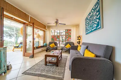 Zona de estar de Valerie's Lux Summer House