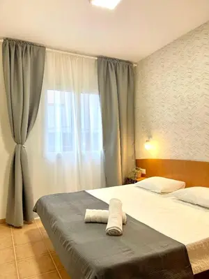 Cama o camas de una habitación en Oliva Aparts 102 New 2024!