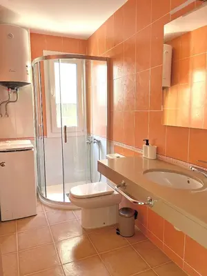Un baño de Oliva Aparts 102 New 2024!