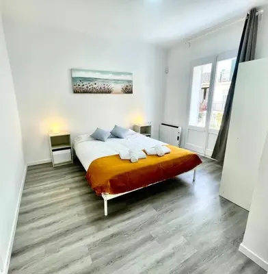 Cama o camas de una habitación en SeaHomes Vacations - HEART OF TOSSA DE MAR