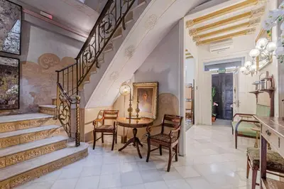 Plano de Luxury villa next to the beach