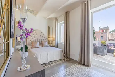 Cama o camas de una habitación en Luxury villa next to the beach