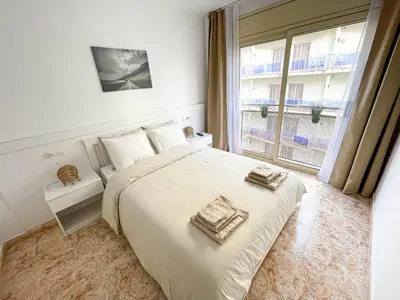 Cama o camas de una habitación en Red Apartment Lloret