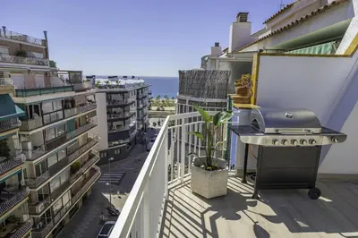 Un balcón o terraza de HomeHolidaysRentals Kala - Costa Barcelona