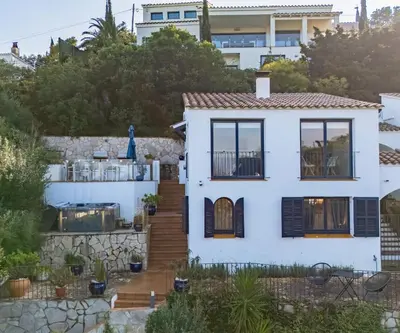 Edificio en el que se encuentra la casa o chalet
