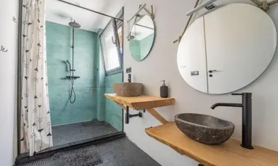 Un baño de BiBraBe Home