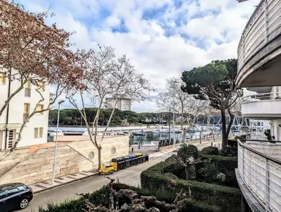 Edificio en el que se encuentra el apartamento