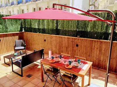 Un patio o zona al aire libre en The Astrid Apartment