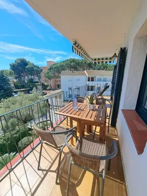 Un balcón o terraza de Apartament Empordanet
